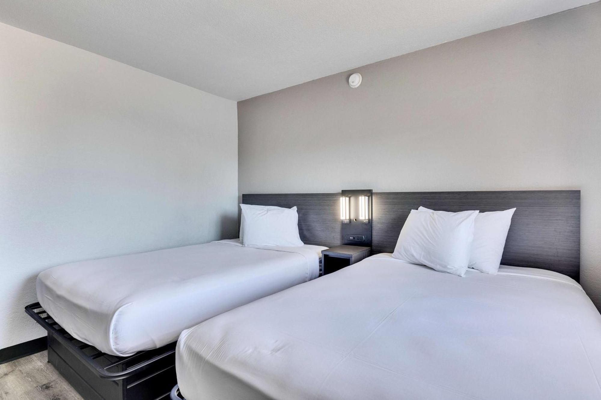Motel 6-Austin, Tx - Airport - South מראה חיצוני תמונה