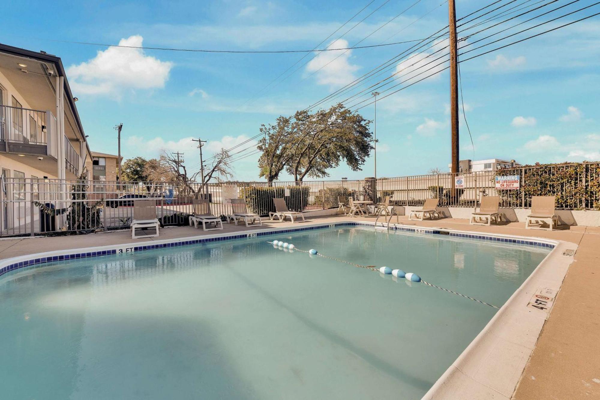 Motel 6-Austin, Tx - Airport - South מראה חיצוני תמונה