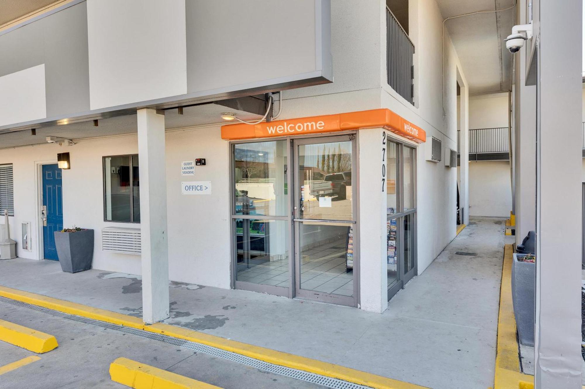 Motel 6-Austin, Tx - Airport - South מראה חיצוני תמונה