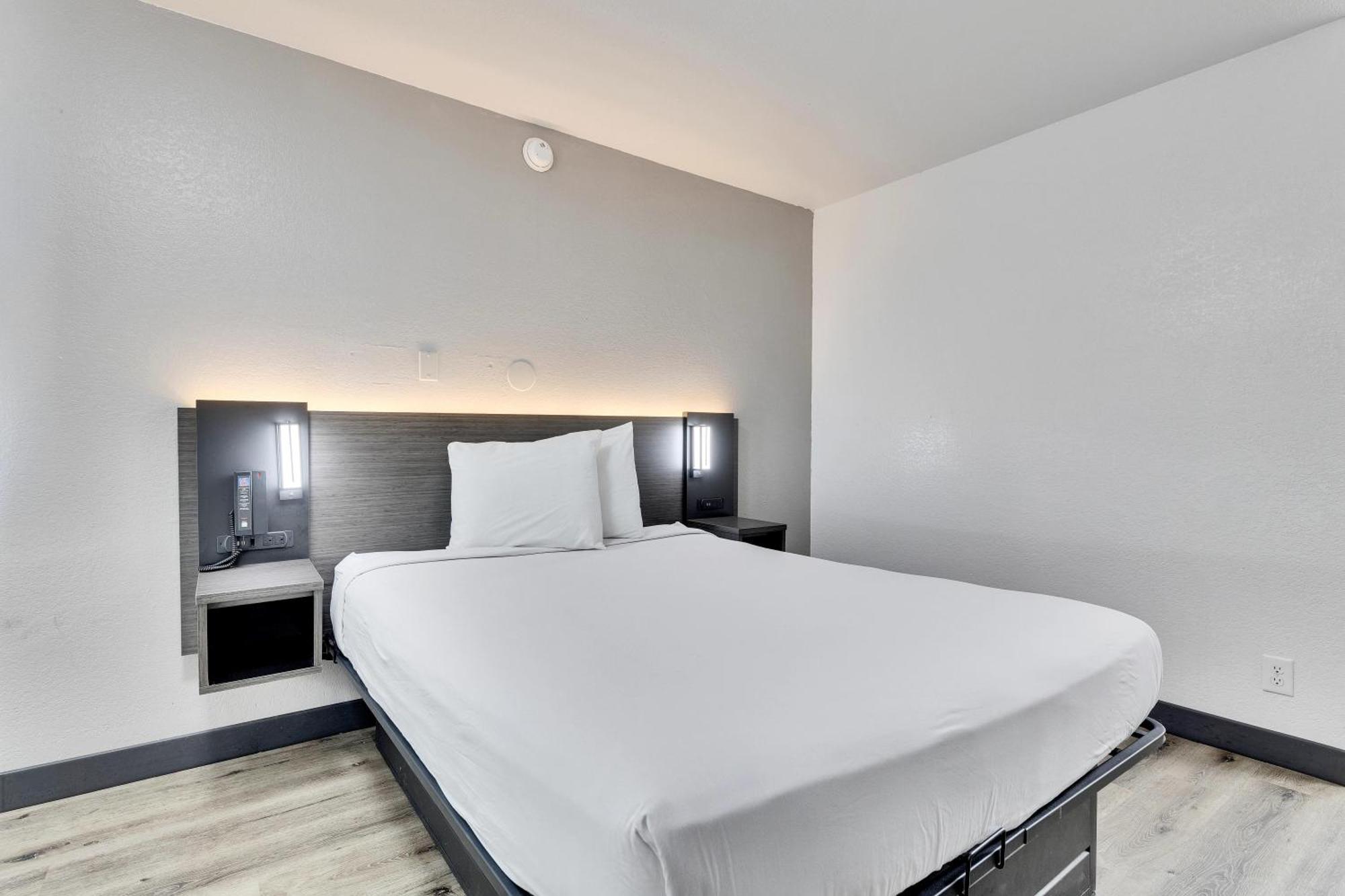Motel 6-Austin, Tx - Airport - South מראה חיצוני תמונה