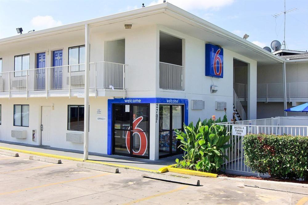 Motel 6-Austin, Tx - Airport - South מראה חיצוני תמונה