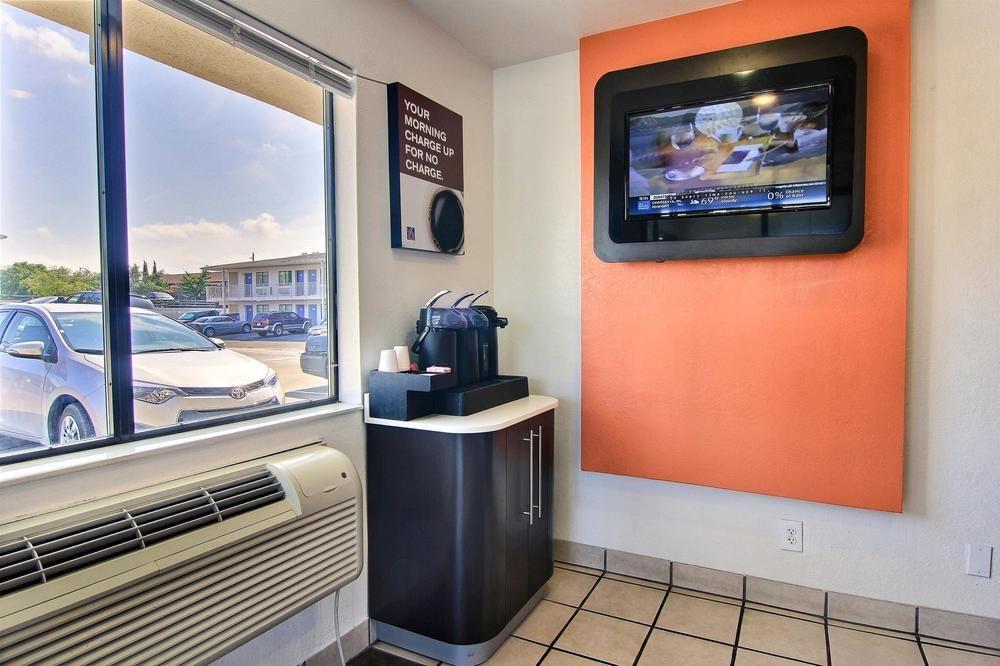 Motel 6-Austin, Tx - Airport - South מראה חיצוני תמונה