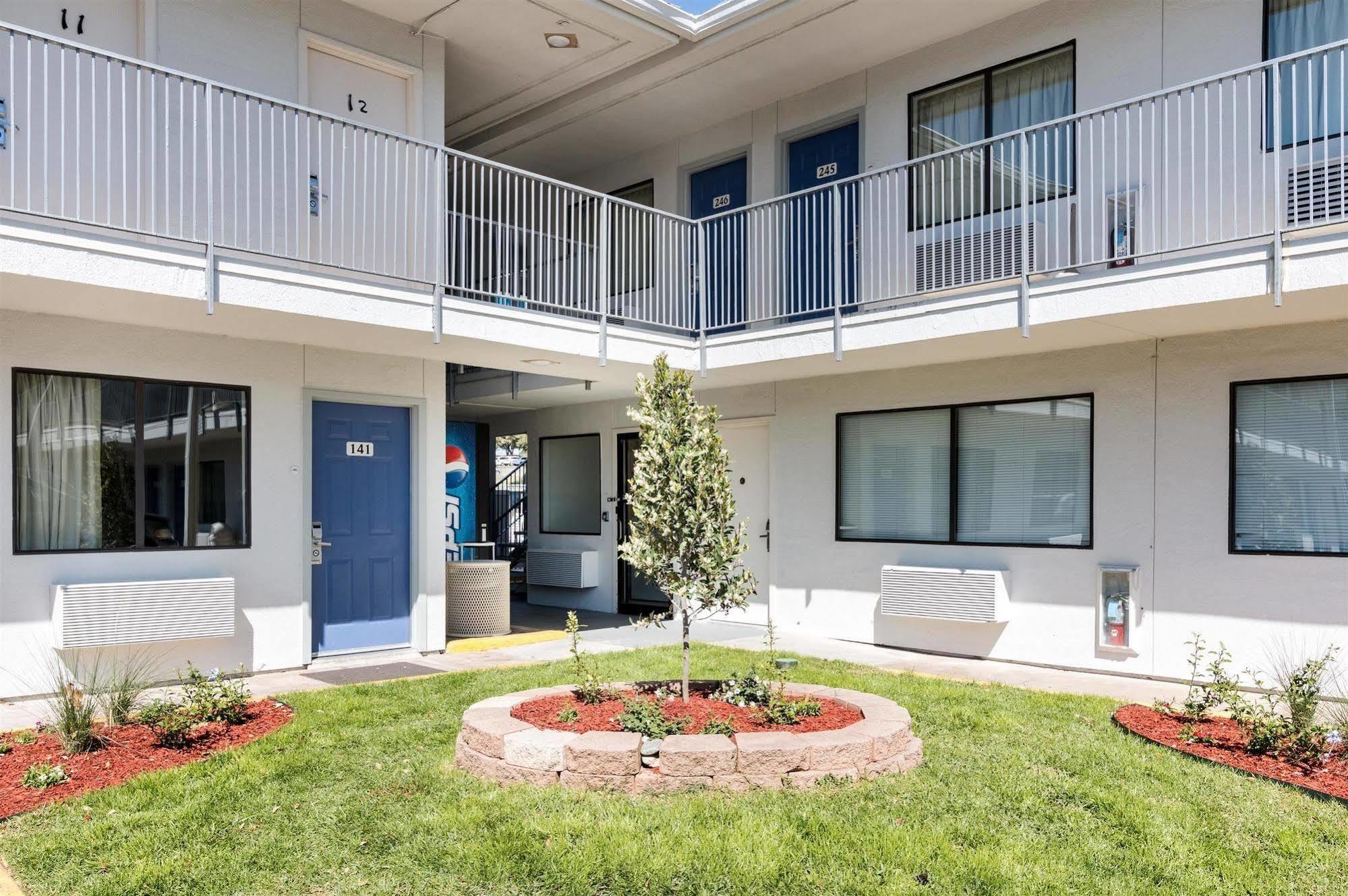 Motel 6-Austin, Tx - Airport - South מראה חיצוני תמונה